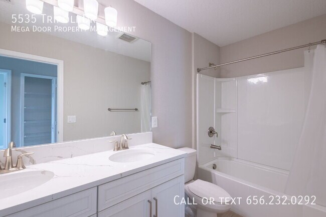 Building Photo - 5535 Tripoli Dr