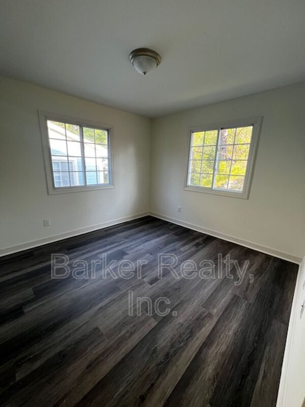 Building Photo - 555-4 E. Edenton Street