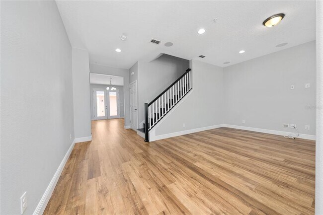 Building Photo - 8387 Lovett Ave