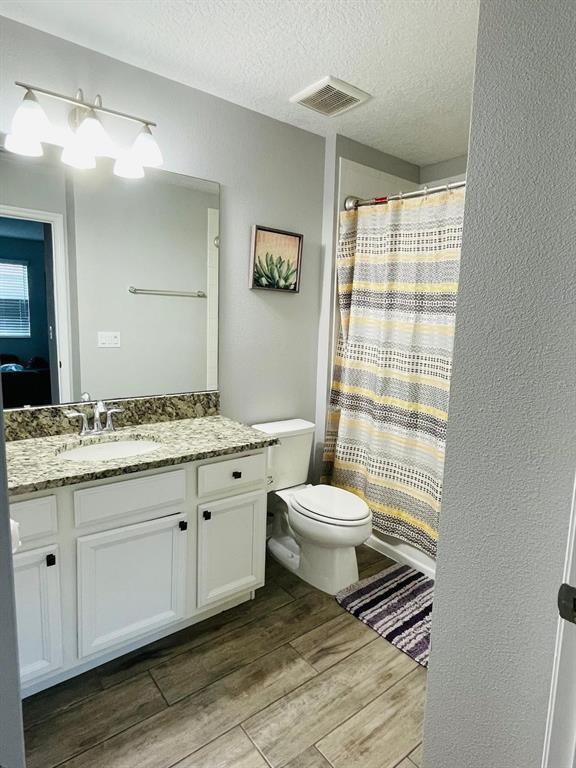 Building Photo - 1301 Flowing Tide Dr