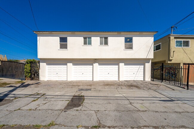 Building Photo - 3628 Highland Ave