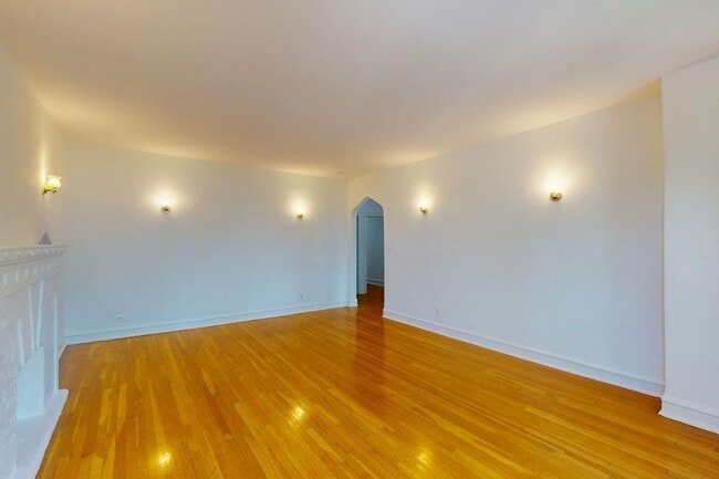 Floorplan - 5053 S. Ellis Avenue