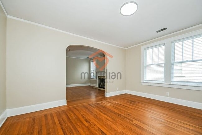 Building Photo - 3 bed / 2 bath home ~ Move-in Today!