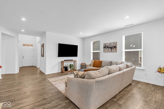 Building Photo - 17027 Cole Evans Dr