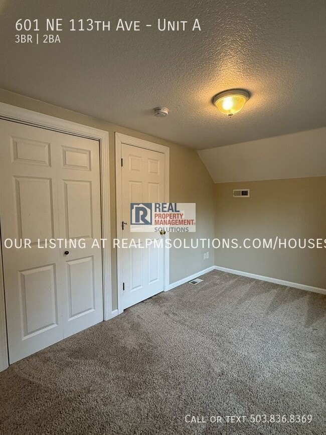 Building Photo - 601 NE 113th Ave