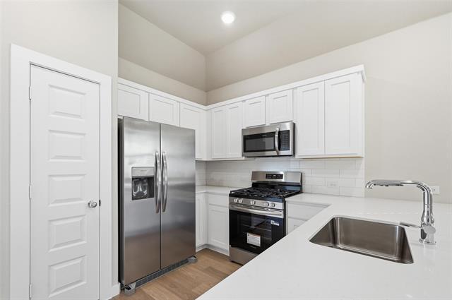 Building Photo - 3905 Nasworthy Dr