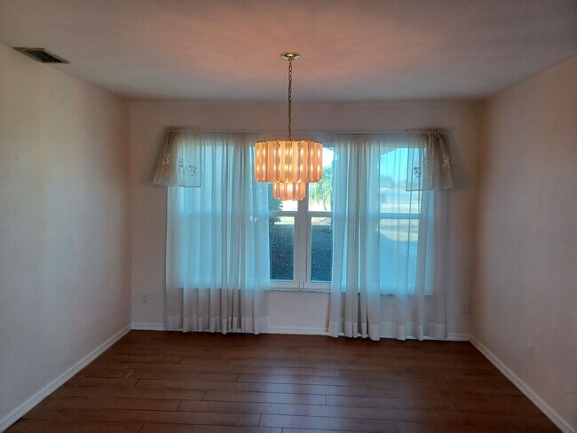 Building Photo - 11891 Prince Charles Ct