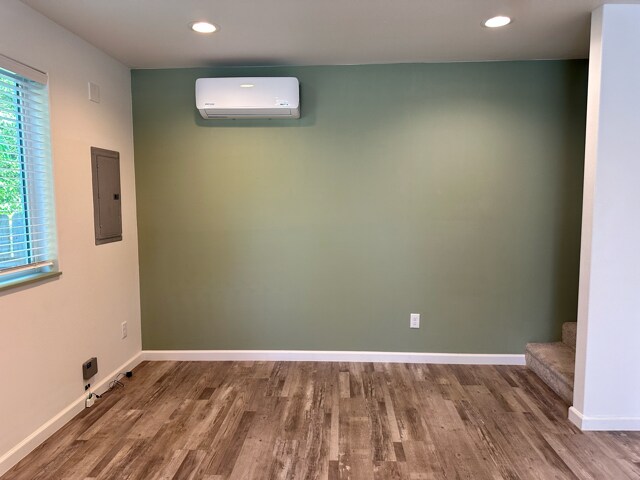 Building Photo - 405 S 11th St