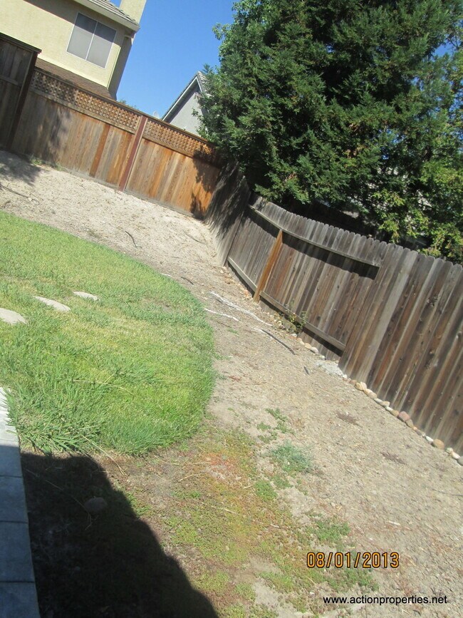 Building Photo - Rocklin Single Story Great Room 3 Bedroom ...