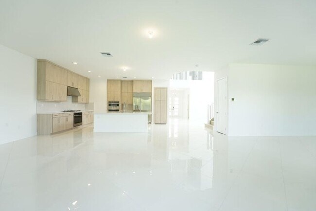 Building Photo - 9099 Silver Marsh Ln