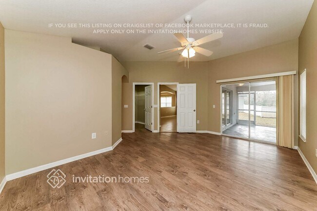 Building Photo - 11801 Acorn Woods Terrace