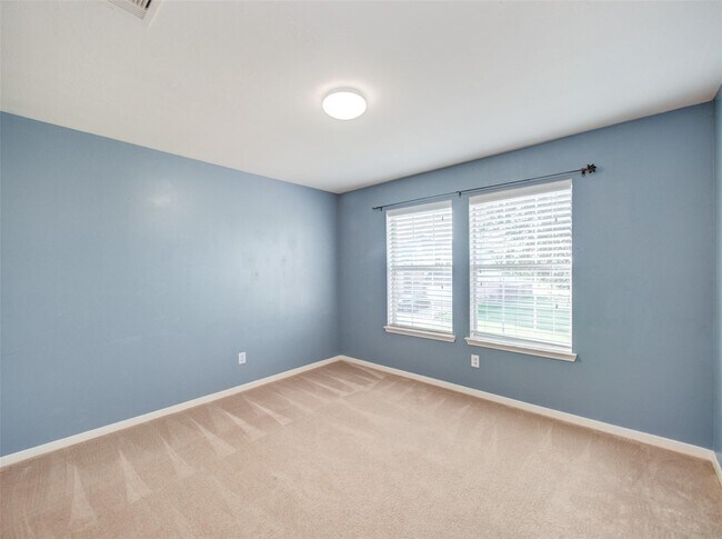 Building Photo - 13215 Sleepy Creek Meadows