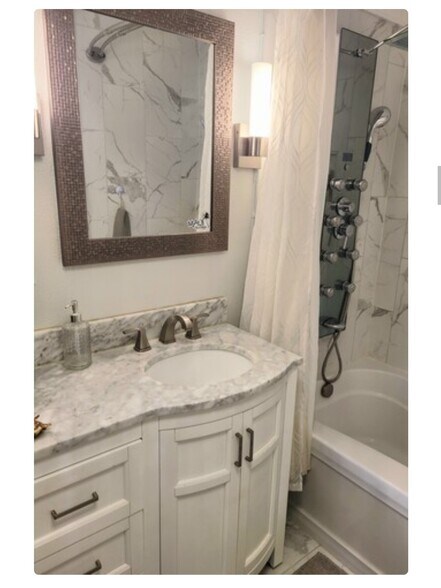 Marble Vanity - 111 Kahului Beach Rd