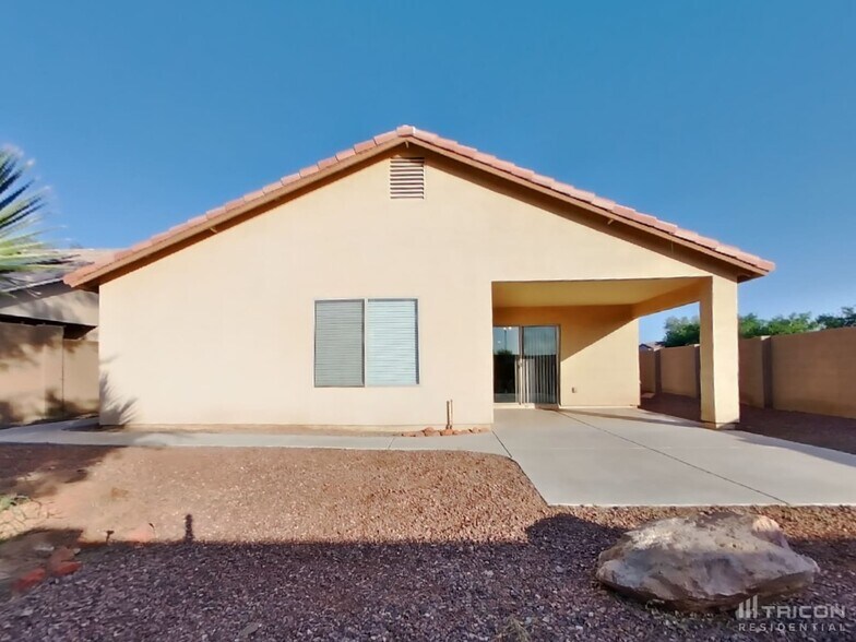 Building Photo - 8851 S 257th Dr