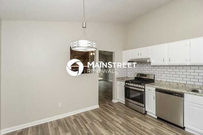 Building Photo - 3 Bedroom Pet-Friendly Home in Kennesaw, GA with Main Street Renewal
