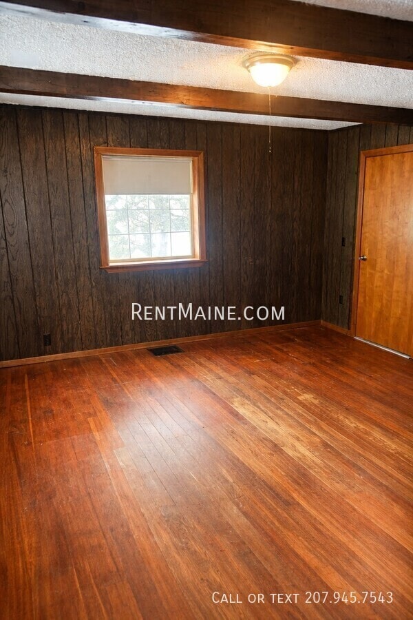 Building Photo - 236 York St