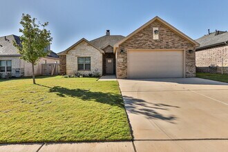 Building Photo - Like New Home in South West Lubbock!
