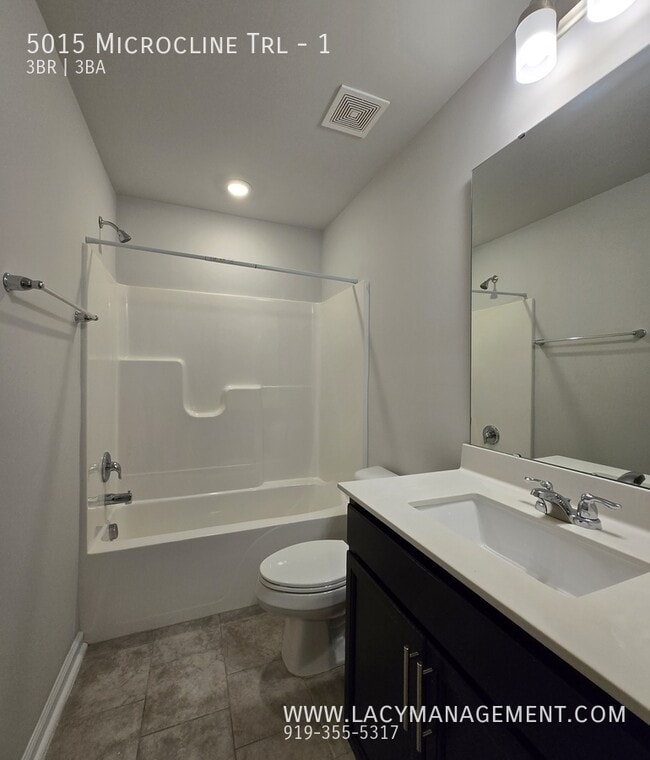 Building Photo - 5015 Microcline Trl