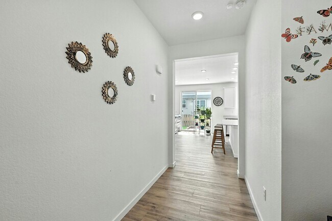 Building Photo - 13060 E 110th Ave.