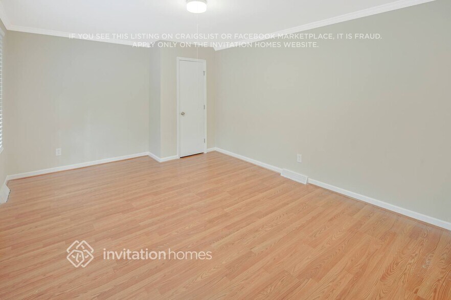 Building Photo - 8433 Dunsinane Dr