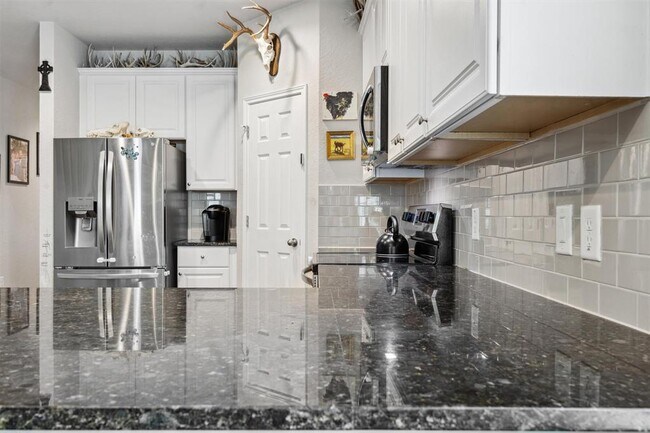 Building Photo - 1413 Coffee Tree Dr