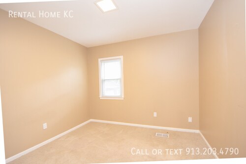 Building Photo - 5101 Hardy-