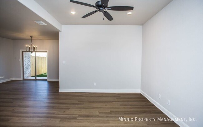 Building Photo - 2550 137th St