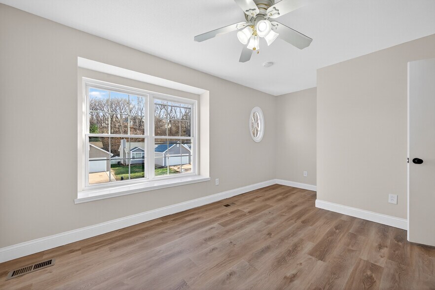 Building Photo - 1447 Pepperdine Ct