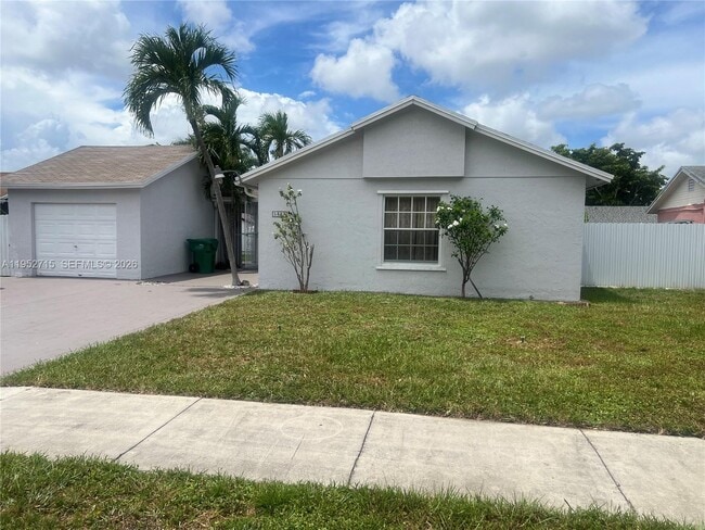 Building Photo - 5827 NW 197th Terrace