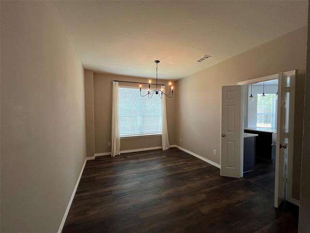 Building Photo - 741 Willow Crest Dr