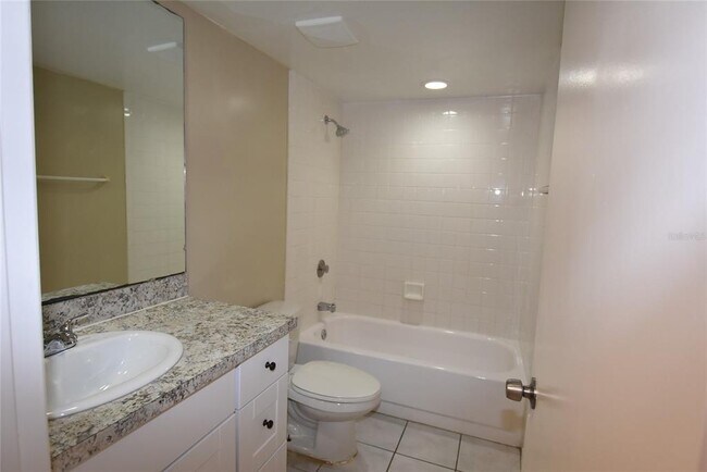 Building Photo - 5323 Indian Creek Dr