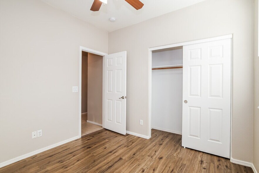 Building Photo - 1931 S Noble