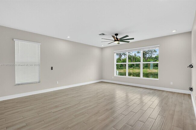 Building Photo - 3508 NW Solange Ct