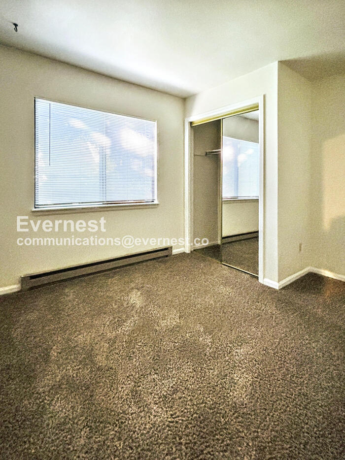 Building Photo - 1812 17th St