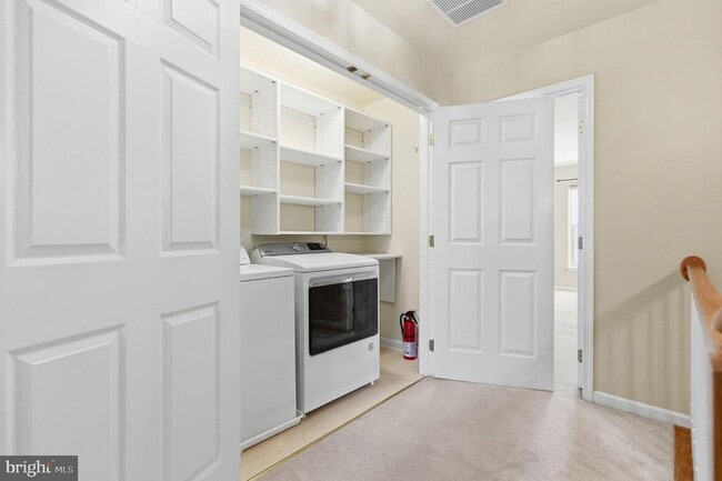 Building Photo - 21369 Sawyer Square