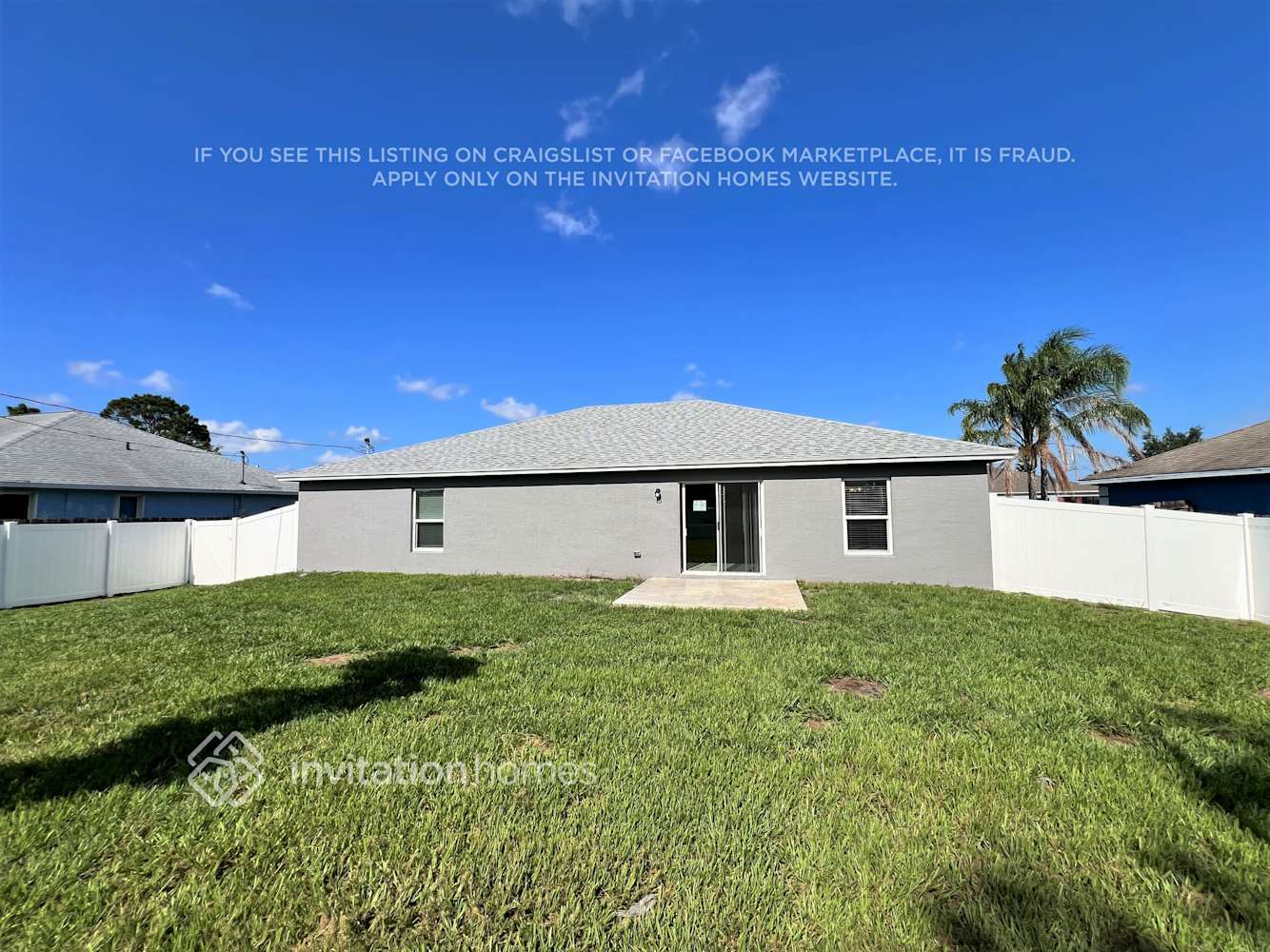 Building Photo - 150 SW Milburn Cir