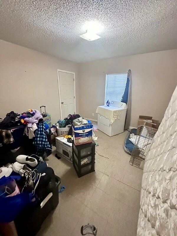 Building Photo - 1096 Fountain St