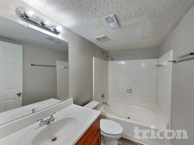 Building Photo - 6000 Whitewater Dr