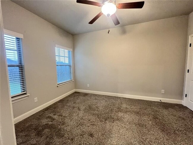Building Photo - 597 Quartz Wy