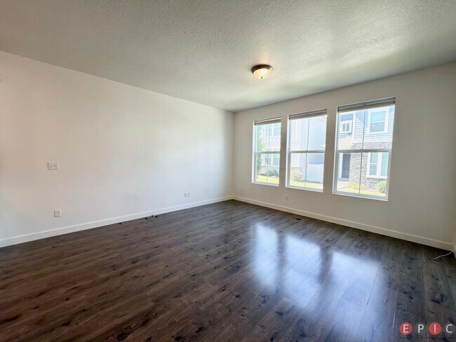 Building Photo - 4430 W 2550 N