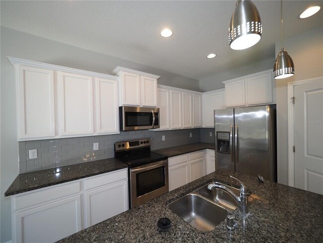 Building Photo - 2615 Midnight Pearl Dr