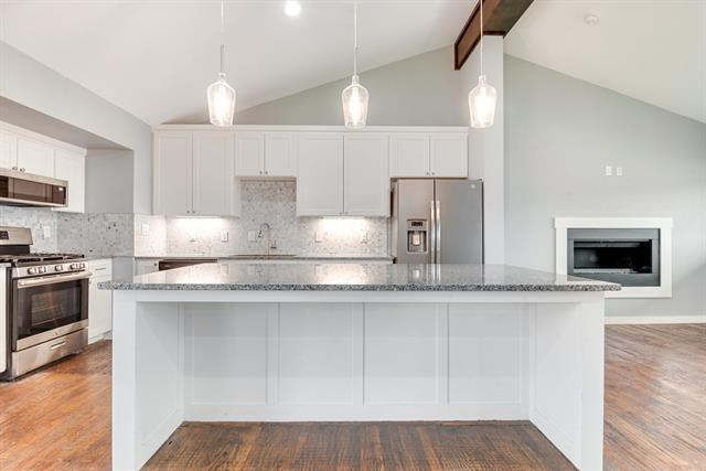 Building Photo - 3330 Darvany Dr
