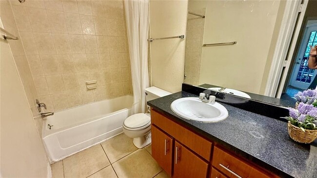 Building Photo - 441 Fountainhead Cir