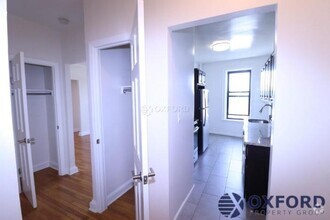 Building Photo - 2 bedroom in Queens NY 11354