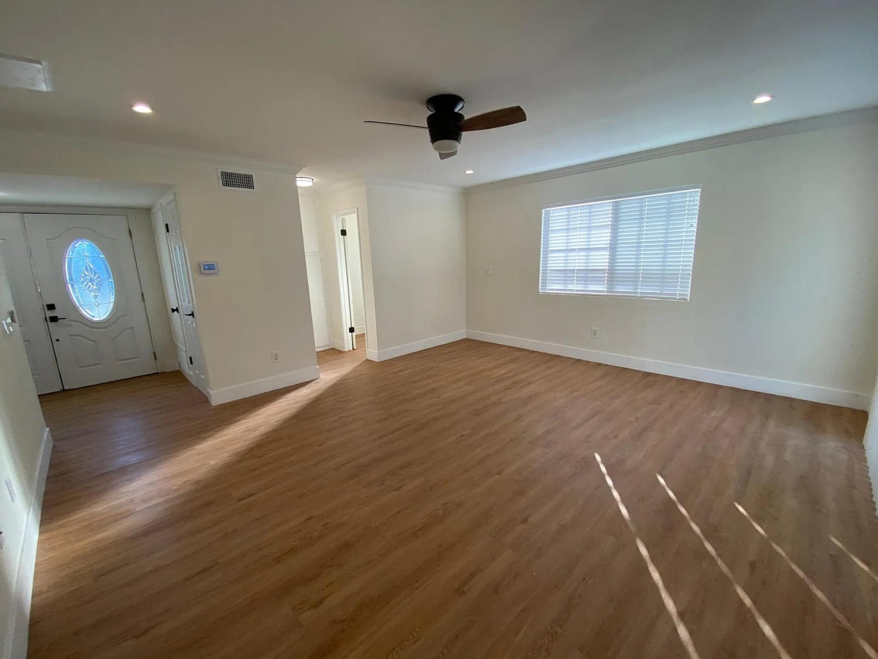 Building Photo - 2937 W Carson St