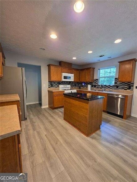 Building Photo - 3983 Roxberry Hill Ln NE