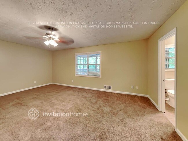 Building Photo - 2260 Rockwell Dr