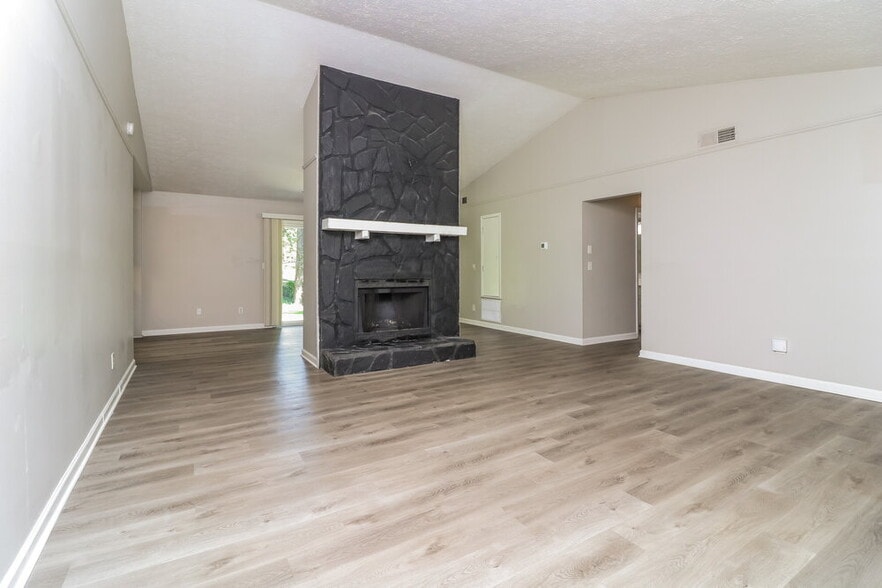 Building Photo - 3000 Owens Meadow Dr NW