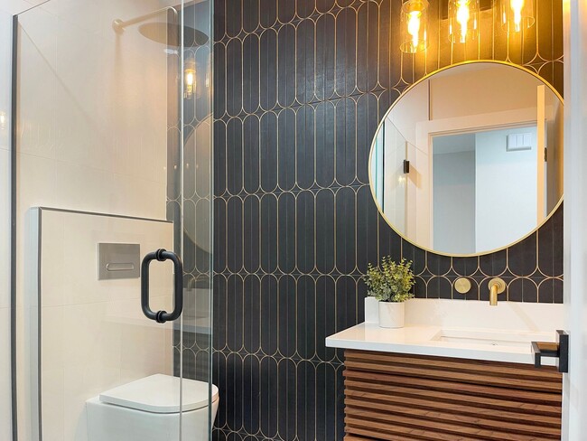 Building Photo - Fully Remodeled Snell Isle Luxury Home - Available for Rent or Purchase!