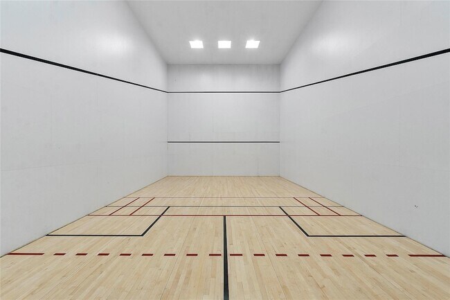 Building Photo - 8215 NW 125th Ln